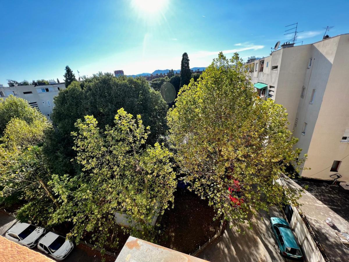 City Center Square Deluxe Nest Podgorica Exterior foto