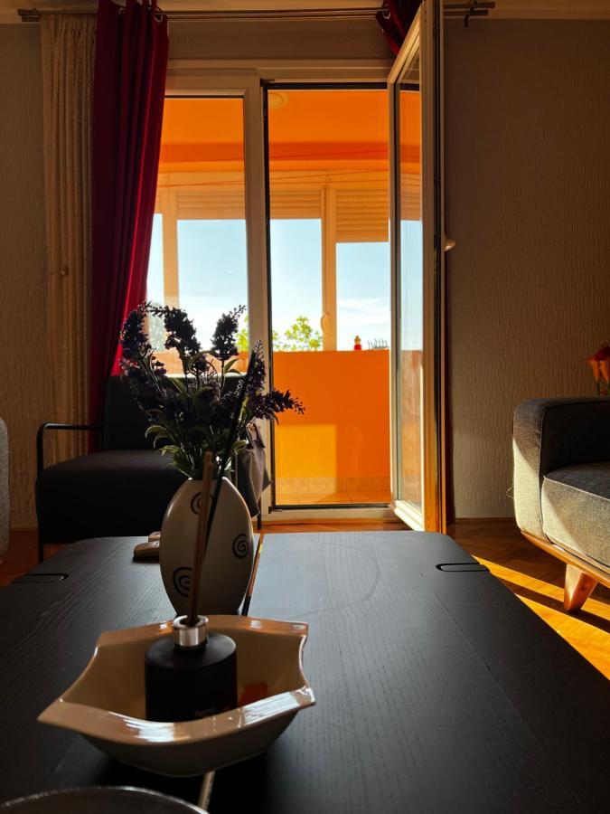 City Center Square Deluxe Nest Podgorica Exterior foto